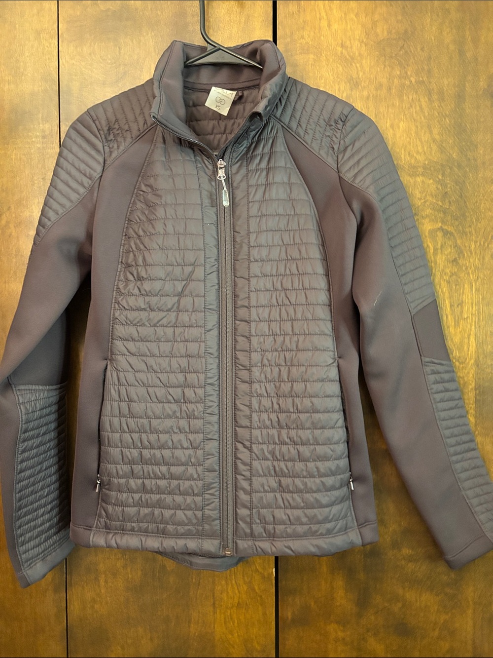 Quilted Performance Puffer Jacket in Charcoal - Women's